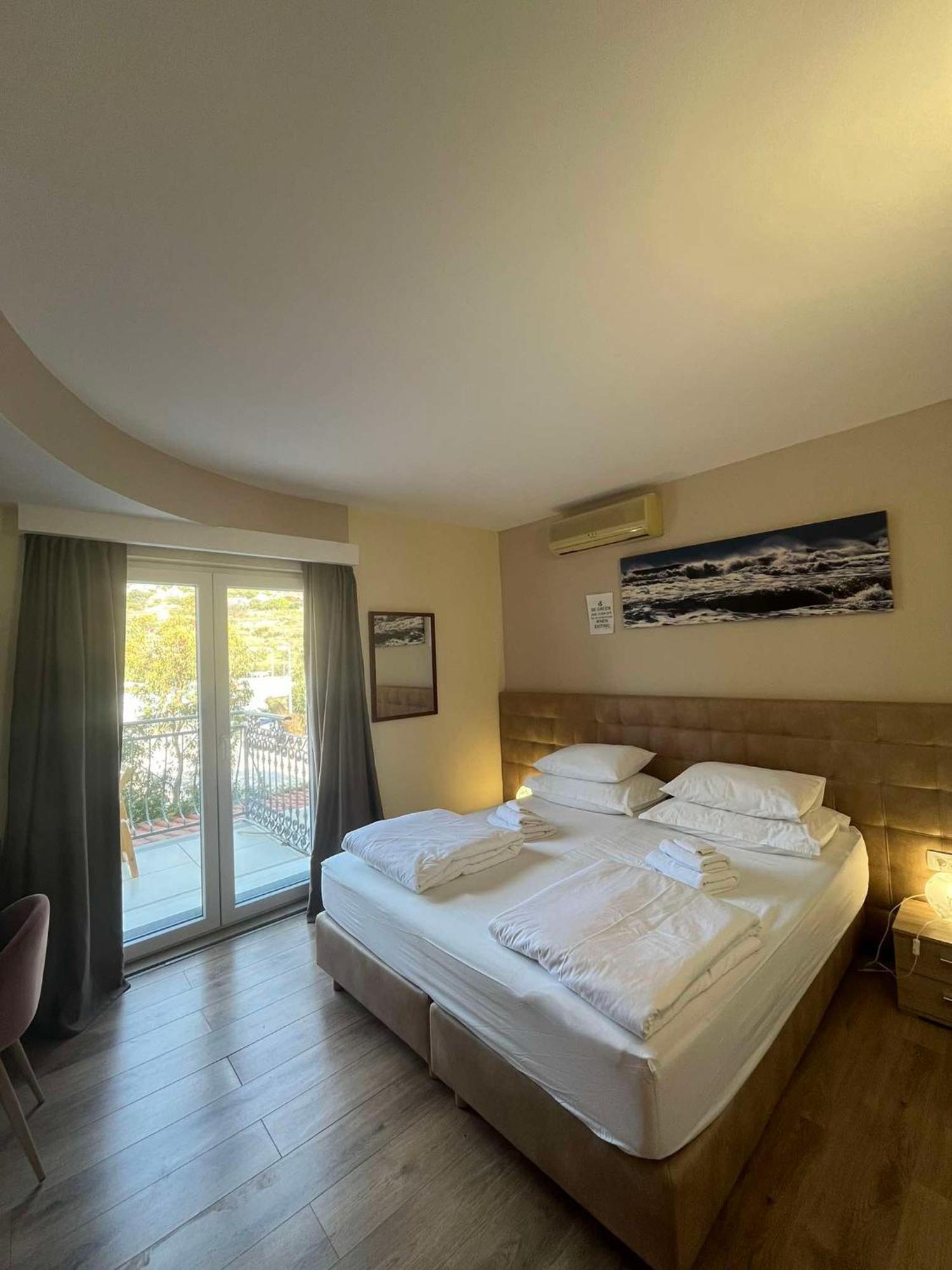 Dela Bed & Breakfast Hvar Town Exterior photo