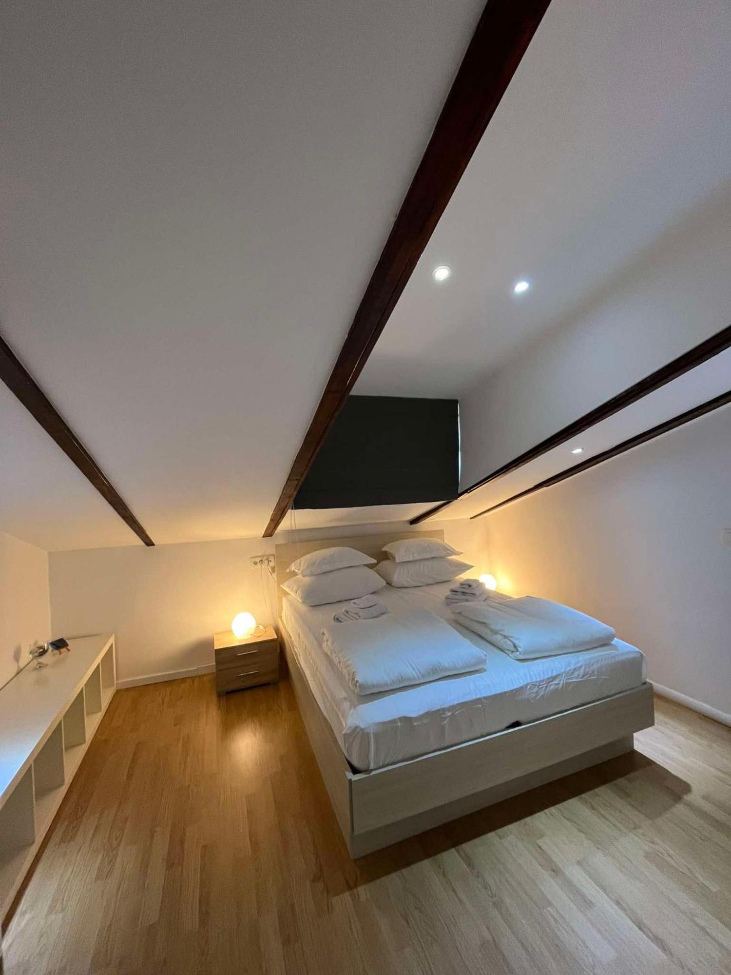 Dela Bed & Breakfast Hvar Town Exterior photo